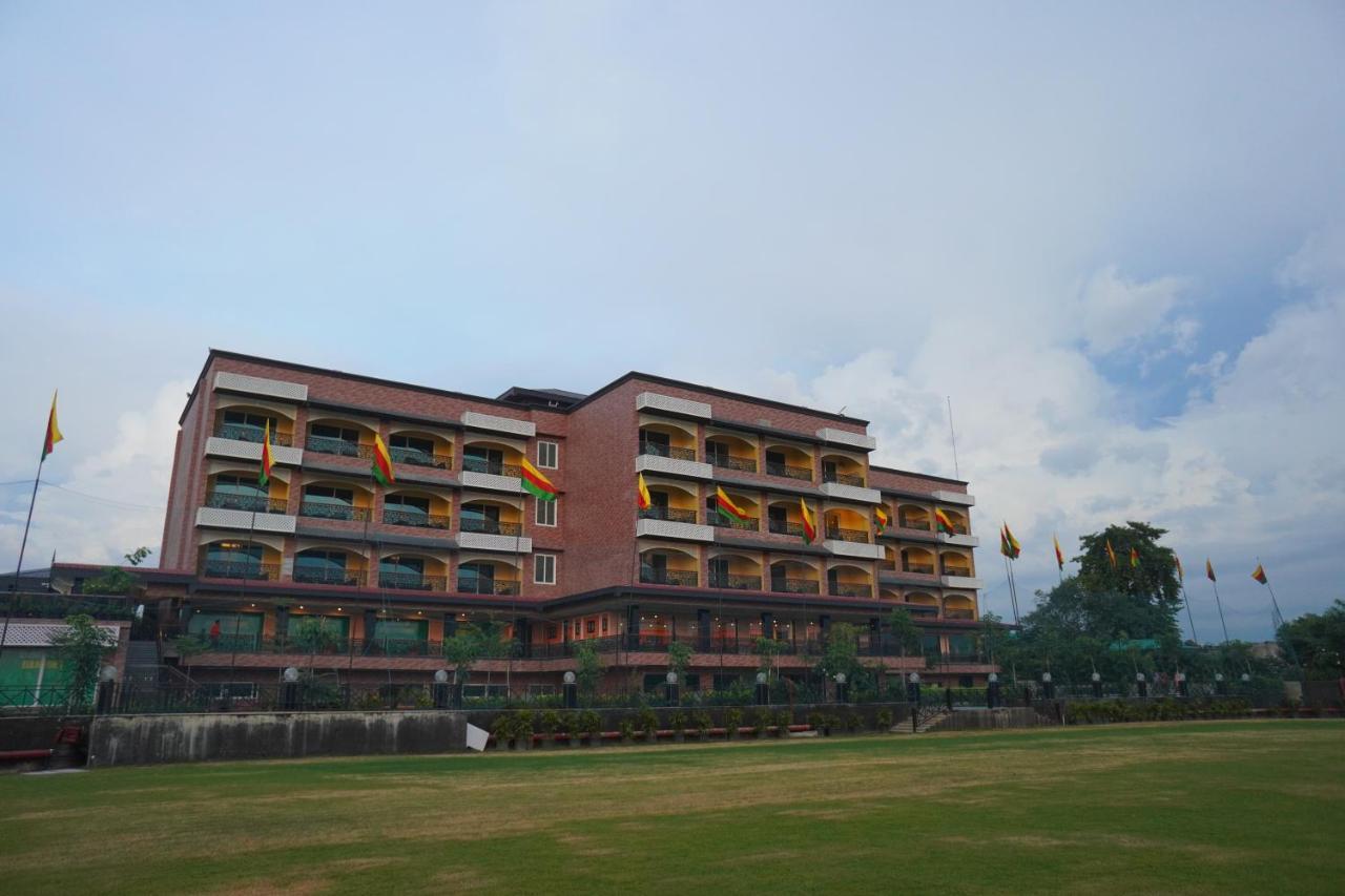 Mayfair Purnea Purnia Extérieur photo